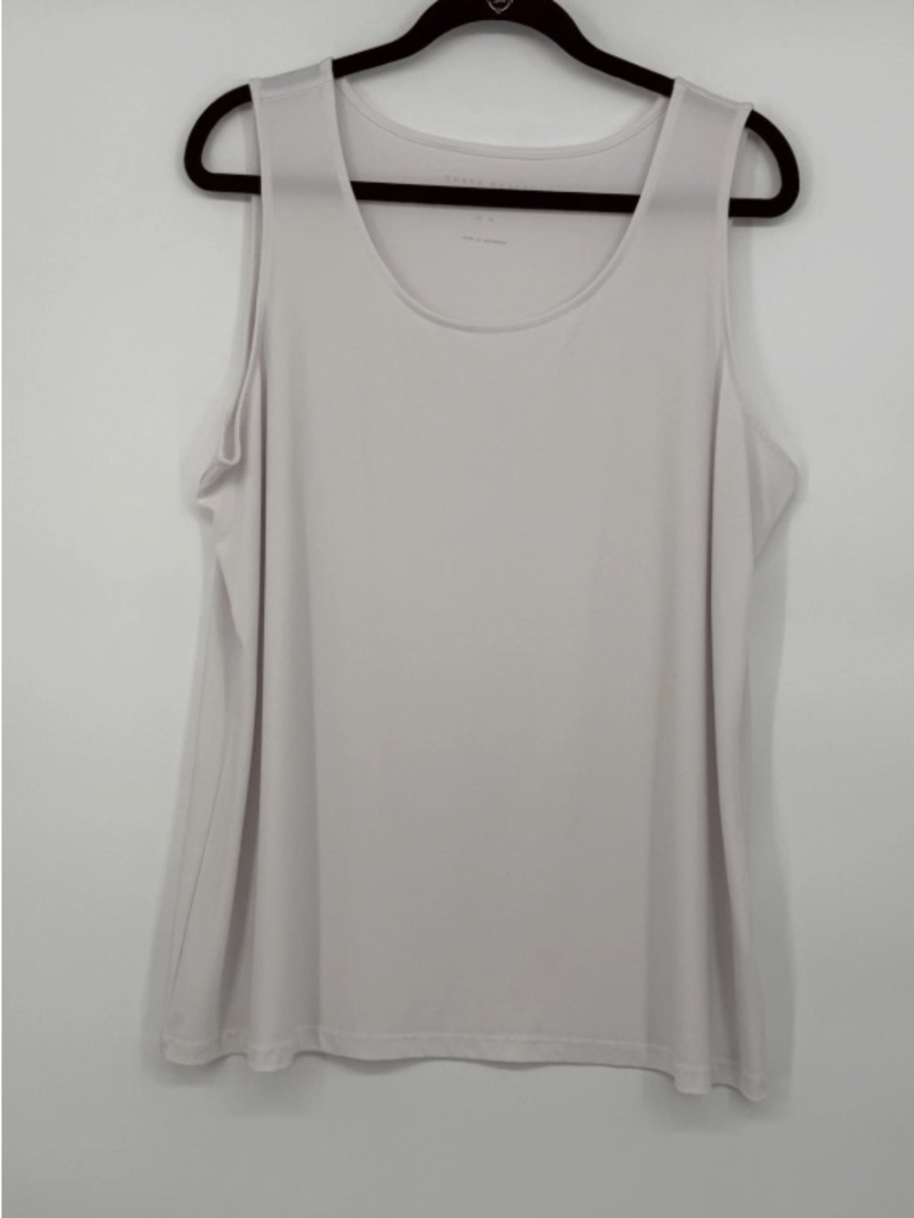 Susan Graver Light Gray Scoop Neck Tank